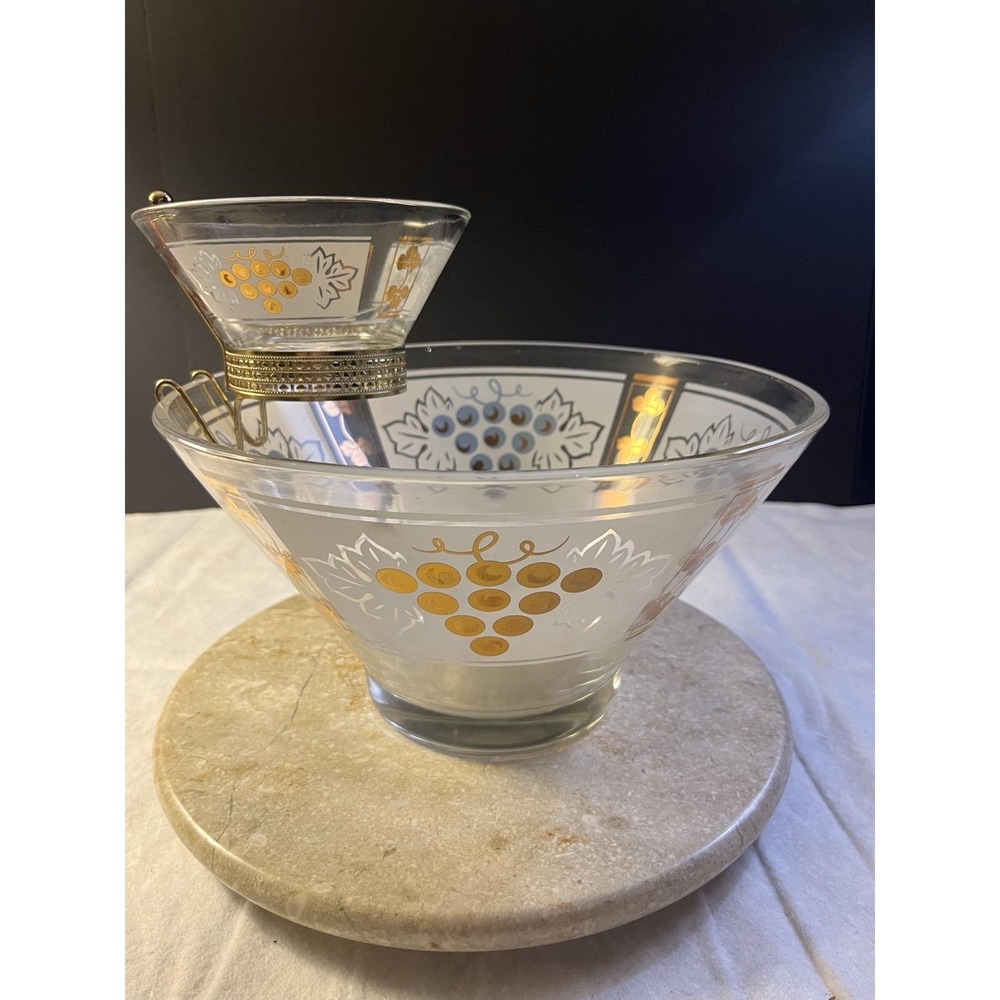 Vintage Anchor Hocking Golden Grape 2 Pc Chip and Dip Set Excellent Condition